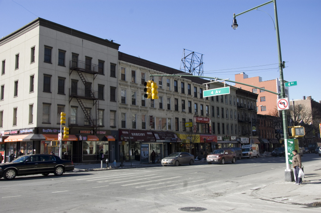 Atlantic Avenue-Brooklyn-Insiders Guide-Restaurants Bars Shopping-Architecture-NYC_16
